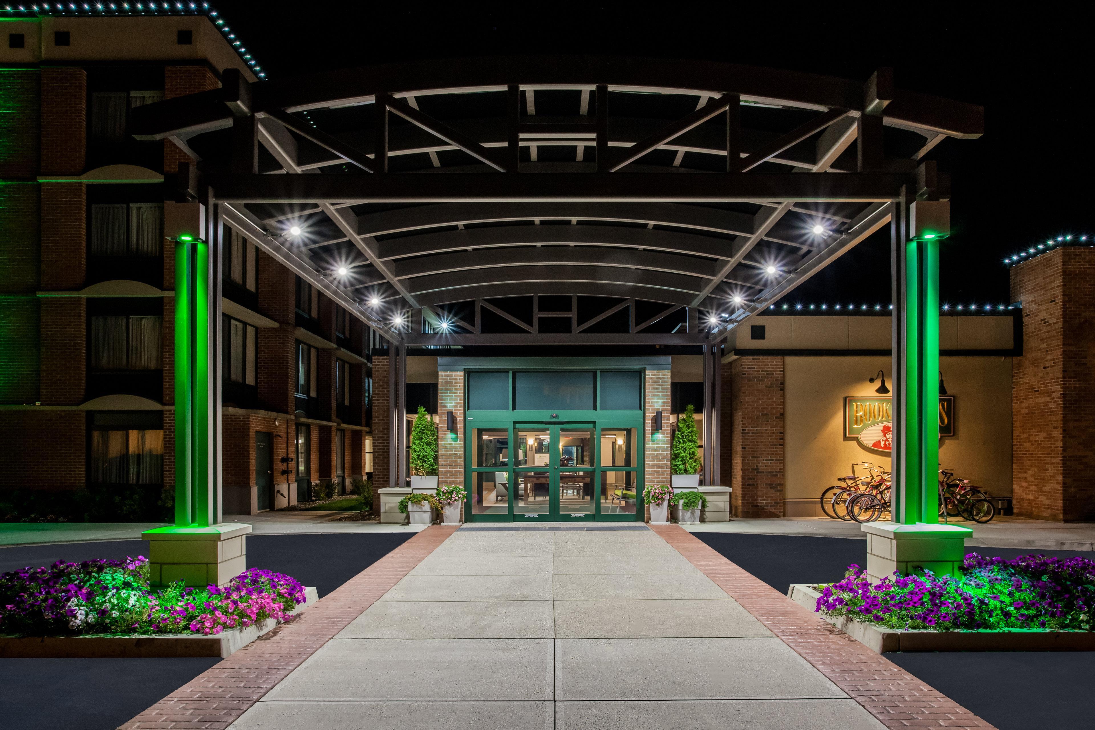 Holiday Inn Saratoga Springs By Ihg Екстериор снимка