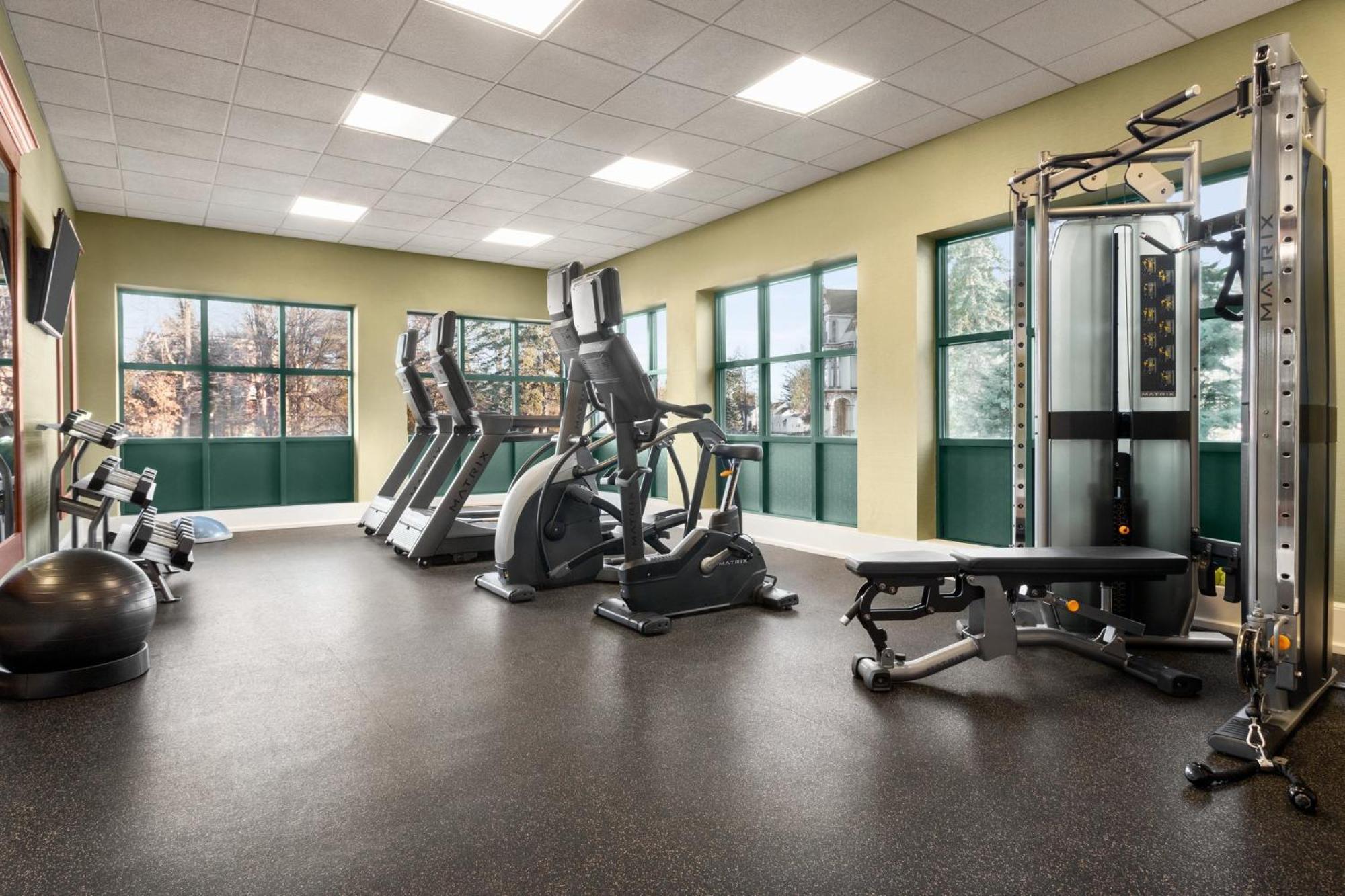 Holiday Inn Saratoga Springs By Ihg Екстериор снимка