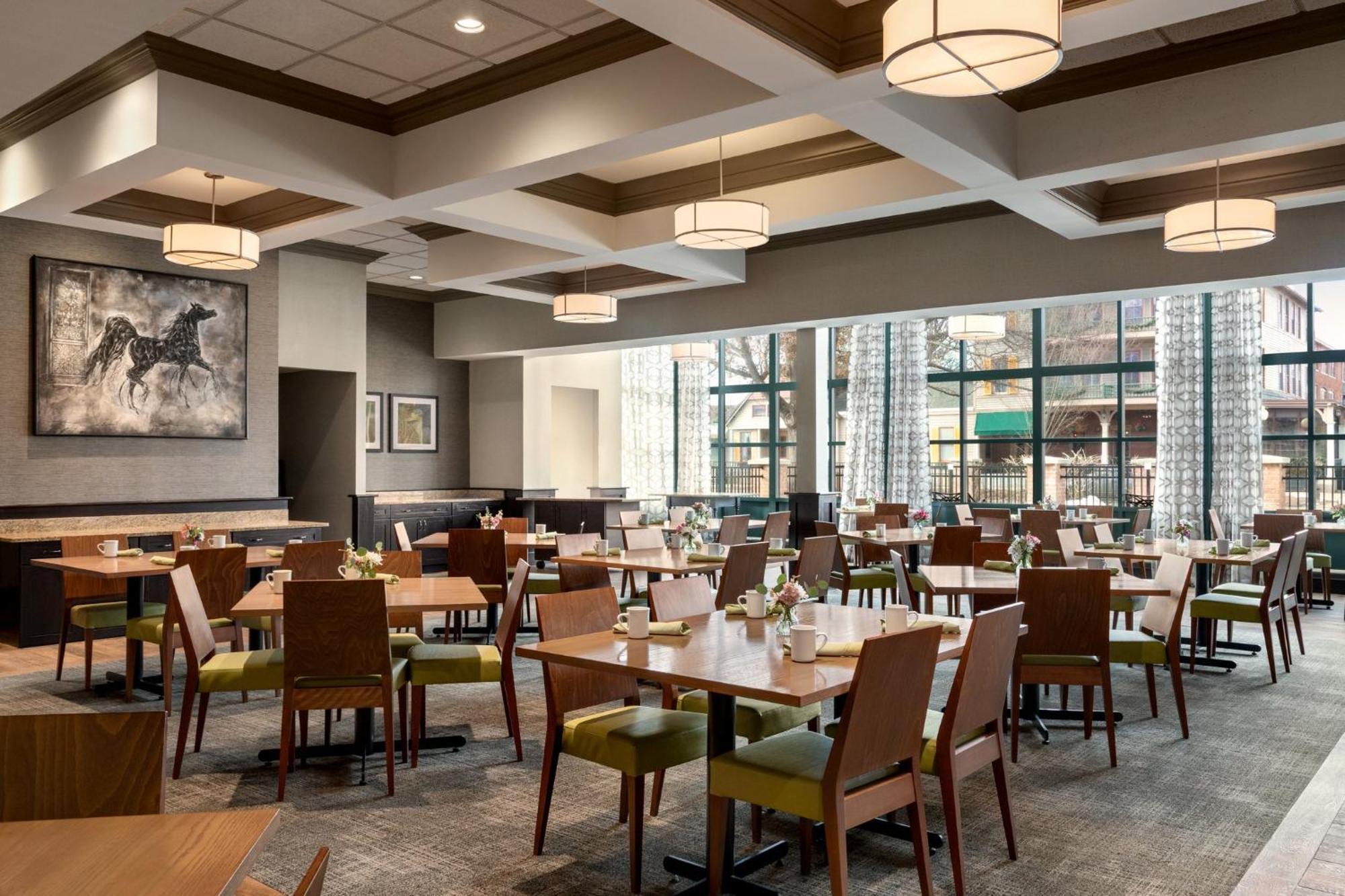 Holiday Inn Saratoga Springs By Ihg Екстериор снимка