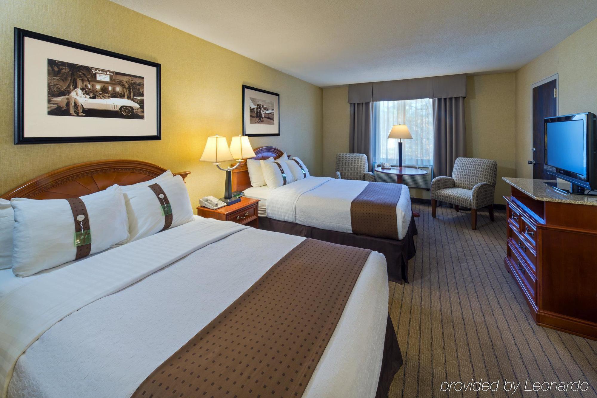 Holiday Inn Saratoga Springs By Ihg Стая снимка