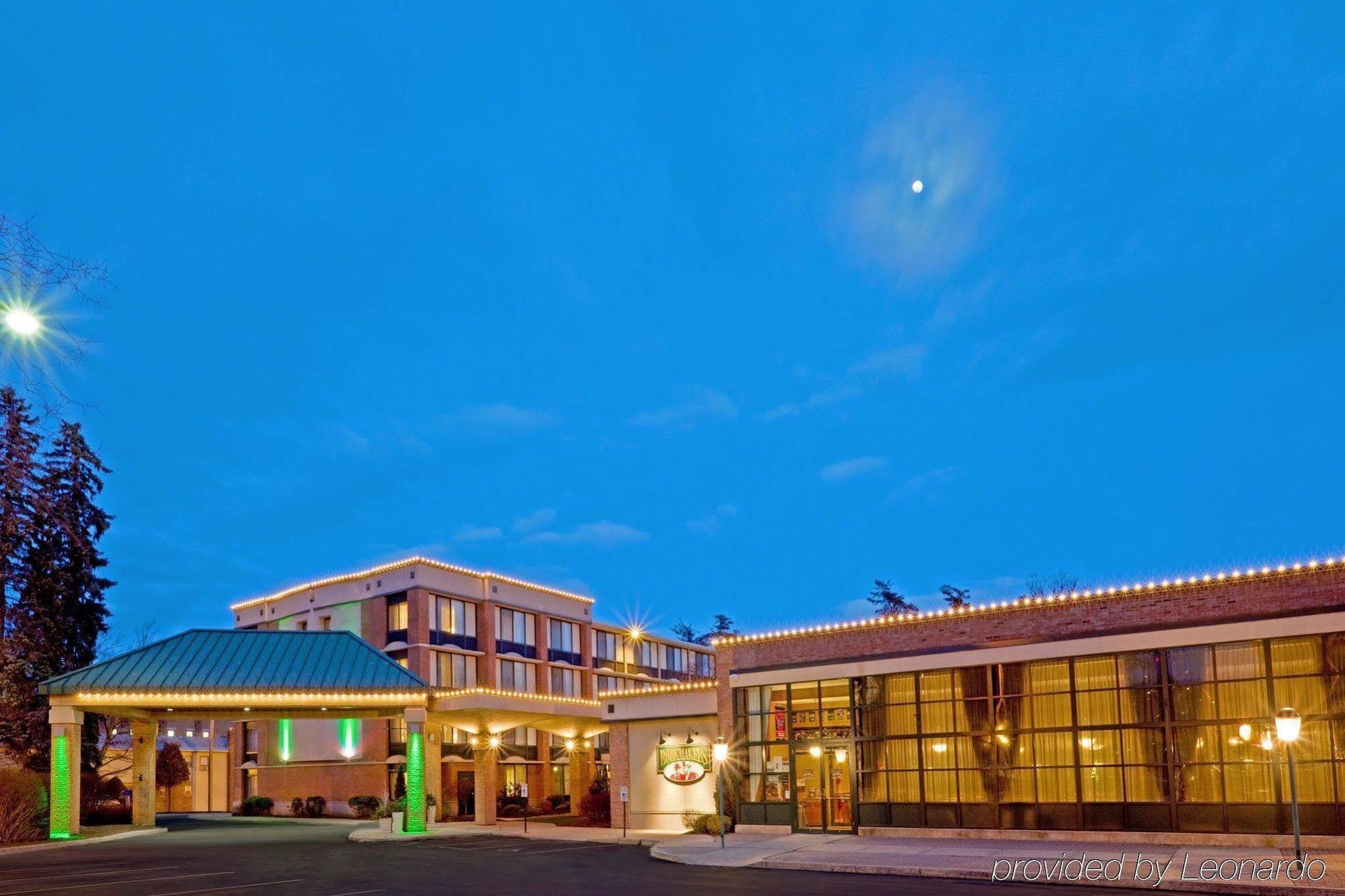 Holiday Inn Saratoga Springs By Ihg Екстериор снимка