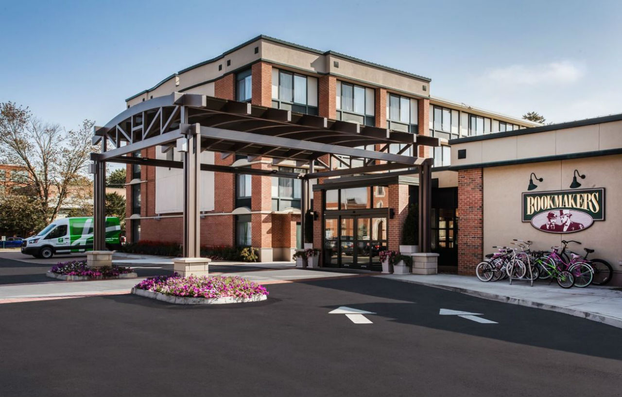 Holiday Inn Saratoga Springs By Ihg Екстериор снимка